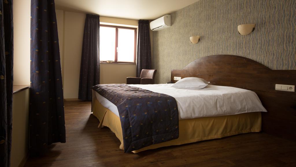 Hotel Van Reeth'S Koffiebranderij Puurs Номер фото